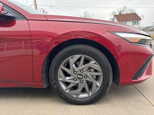 Ultimate Red 2024 Hyundai ELANTRA SEL