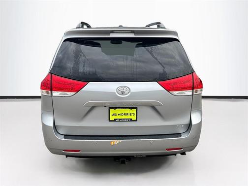 2014 Toyota Sienna XLE