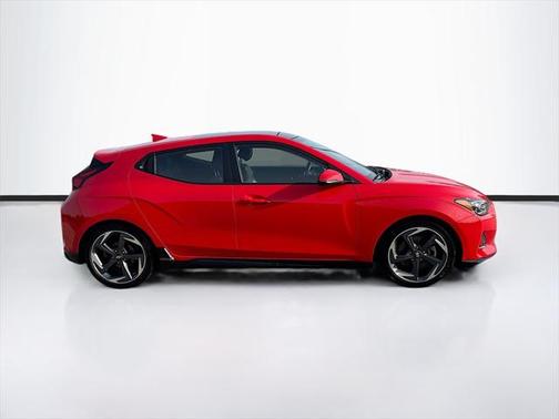 2020 Hyundai Veloster Base
