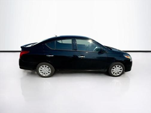 2017 Nissan Versa 1.6 SV