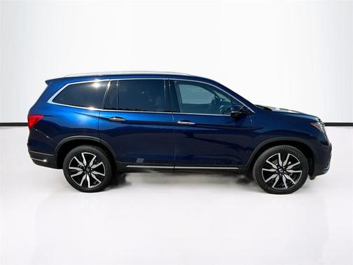 2022 Honda Pilot AWD Elite