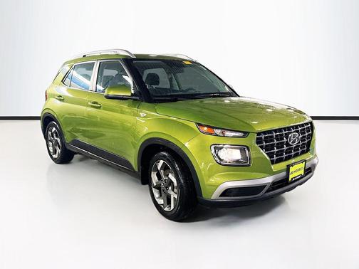2023 Hyundai VENUE SEL