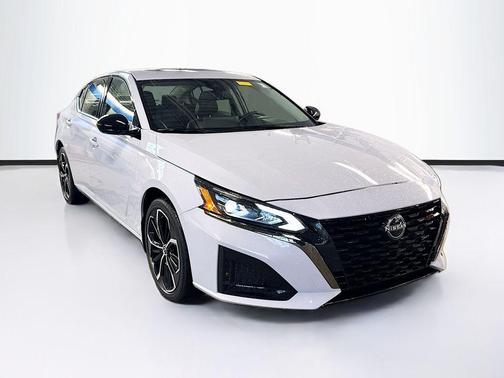 2024 Nissan Altima SR Intelligent AWD