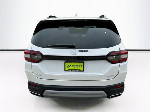 Platinum White Pearl 2025 Honda Pilot Elite