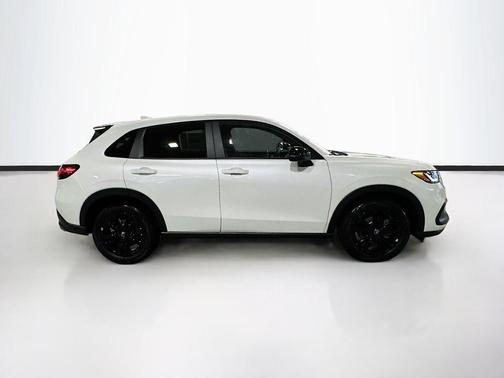 Platinum 2026 Honda HR-V AWD Sport