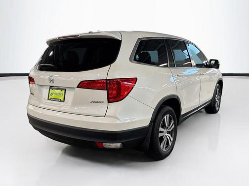 White Diamond Pearl 2016 Honda Pilot EX-L