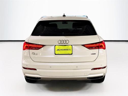 2022 Audi Q3 40 Premium