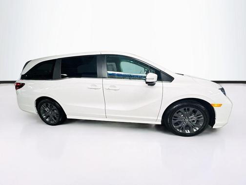 Platinum 2026 Honda Odyssey Touring