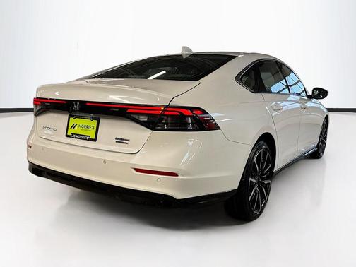 Platinum White Pearl 2026 Honda Accord Hybrid Touring