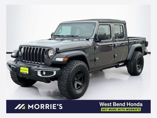 Granite Crystal Metallic Clearcoat 2023 Jeep Gladiator Sport