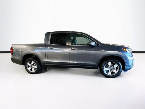 Modern Steel Metallic 2026 Honda Ridgeline RTL