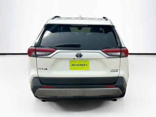 Blizzard Pearl 2020 Toyota RAV4 Hybrid Limited