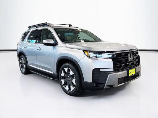 Solar Silver Metallic 2026 Honda Pilot Elite