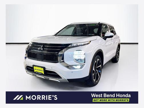 White Diamond 2024 Mitsubishi Outlander SE S-AWC
