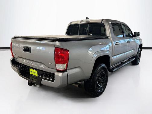 2017 Toyota Tacoma SR