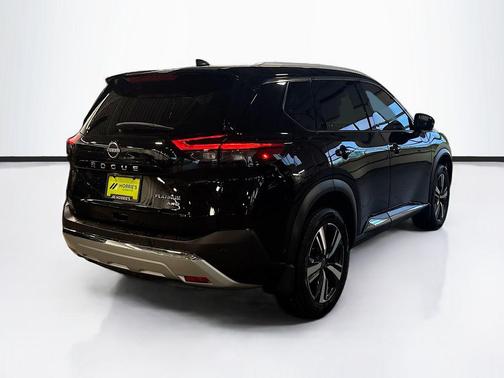 Super Black 2023 Nissan Rogue Platinum