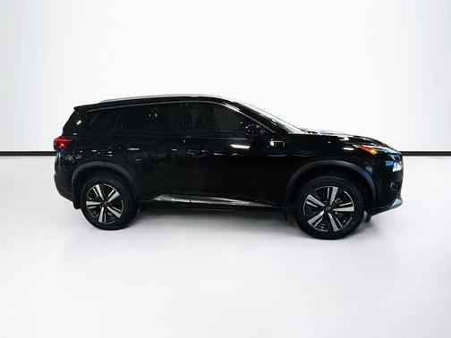 Super Black 2023 Nissan Rogue Platinum