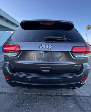2020 Jeep Grand Cherokee Laredo