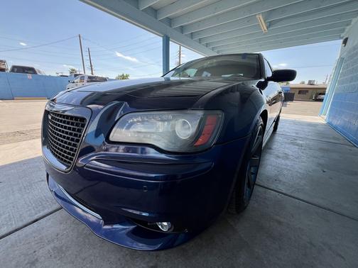 2013 Chrysler 300 SRT8
