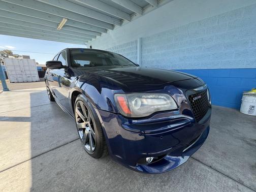 2013 Chrysler 300 SRT8