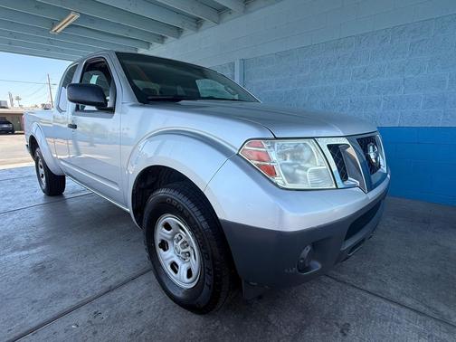 Brilliant Silver 2014 Nissan Frontier S