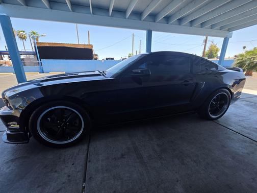 Black 2014 Ford Mustang GT Premium