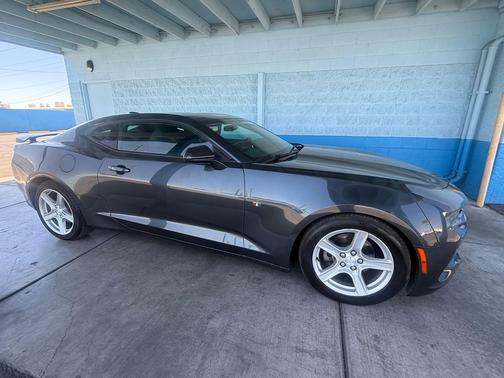 Nightfall Gray Metallic 2016 Chevrolet Camaro 1LT
