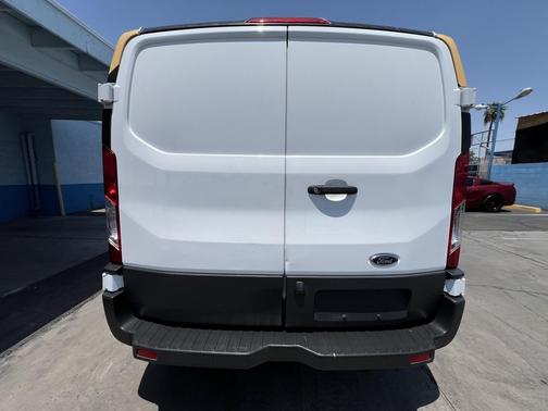 2018 Ford Transit-250 Base