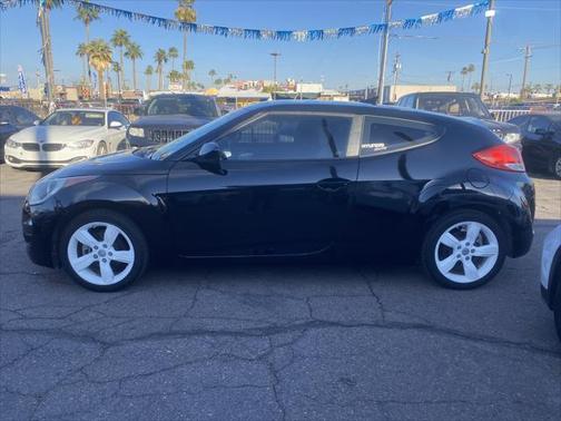 2013 Hyundai Veloster Base