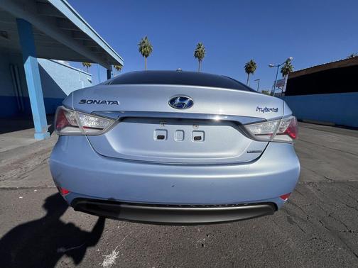 2015 Hyundai SONATA Hybrid Limited