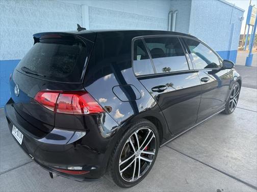 2017 Volkswagen Golf GTI 2.0T S 4-Door