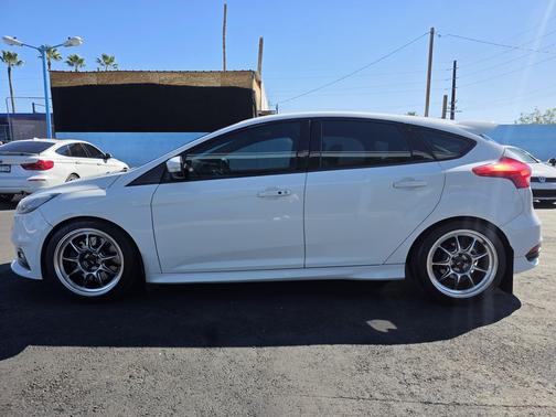 2016 Ford Focus ST 