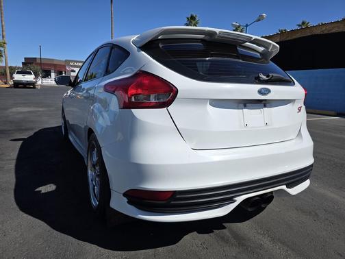 2016 Ford Focus ST 