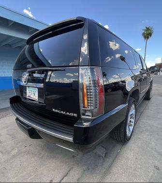2013 Cadillac Escalade ESV Premium