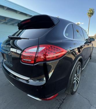 2011 Porsche Cayenne Cayenne S Hybrid