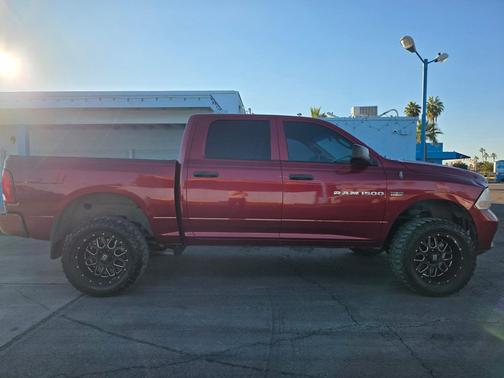 2012 RAM 1500 ST