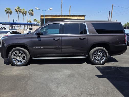 Gray 2016 GMC Yukon XL SLE