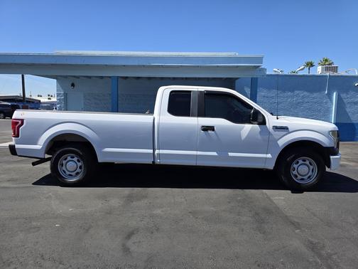 Oxford White 2017 Ford F-150 XL