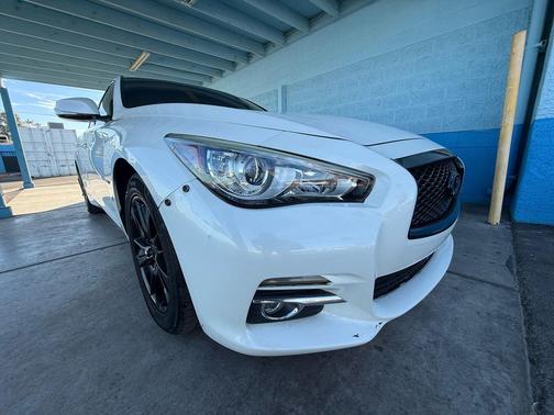 White 2017 INFINITI Q50 3.0t Signature Edition