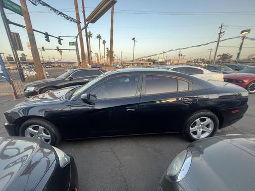 2012 Dodge Charger SE
