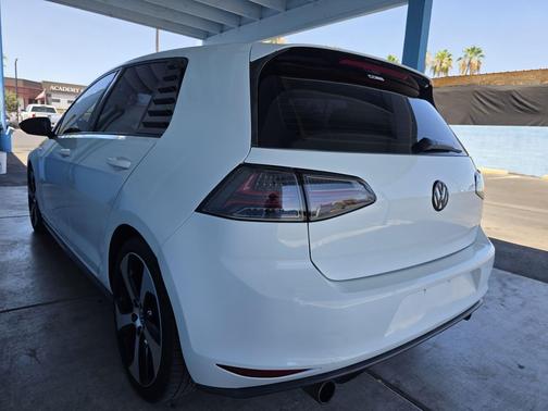 Pure White 2016 Volkswagen Golf GTI 2.0T S 4-Door