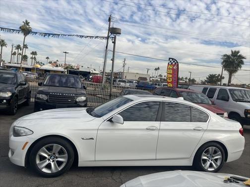 2013 BMW 528 4dr Sdn 528i RWD