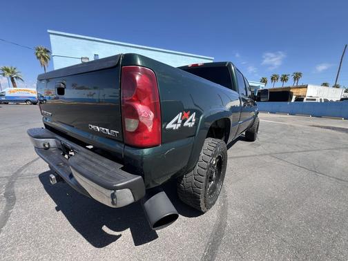 2003 Chevrolet Silverado 2500 LS H/D Crew Cab