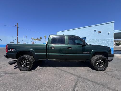 2003 Chevrolet Silverado 2500 LS H/D Crew Cab