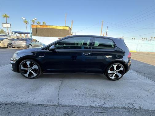 2015 Volkswagen Golf GTI 2.0T S 4-Door