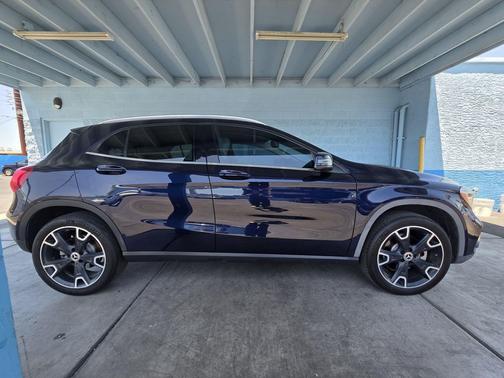 Lunar Blue Metallic 2018 Mercedes-Benz GLA 250 Base