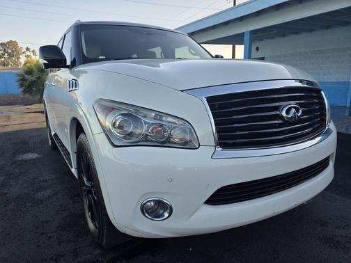 2012 INFINITI QX56 Base