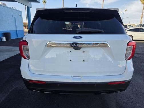 2021 Ford Explorer Base RWD