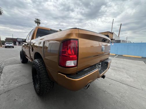 2012 RAM 1500 ST