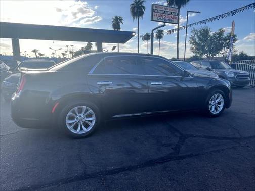 2015 Chrysler 300 Limited